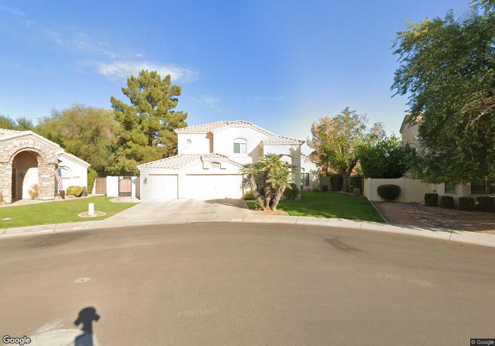 1051 N Fir St, Chandler, AZ 85226 - photo 1