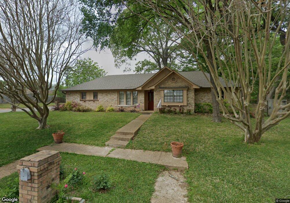 1104 Beth Dr, Tyler, TX 75703 - photo 1
