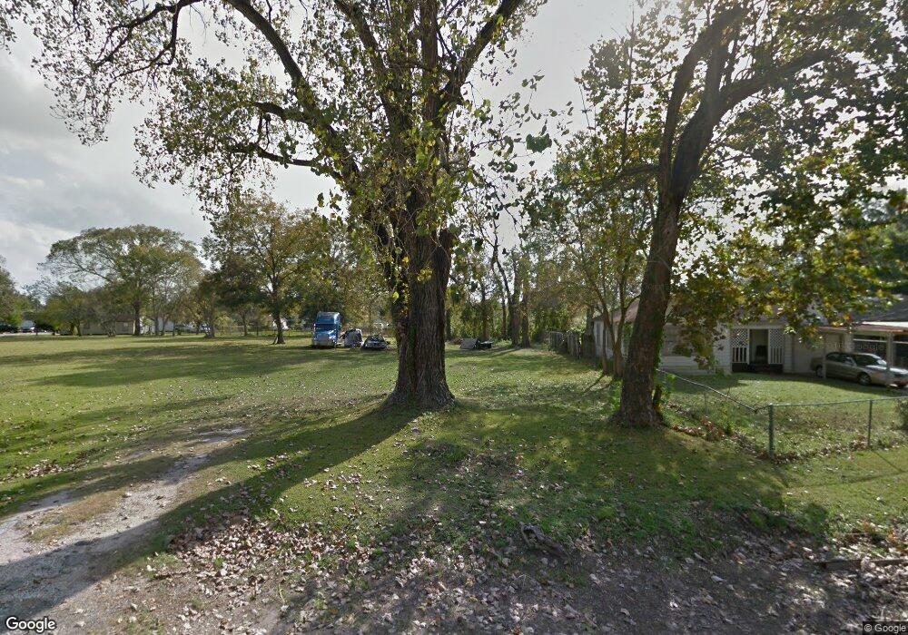 813 Millville St, Houston, TX 77091 - photo 1