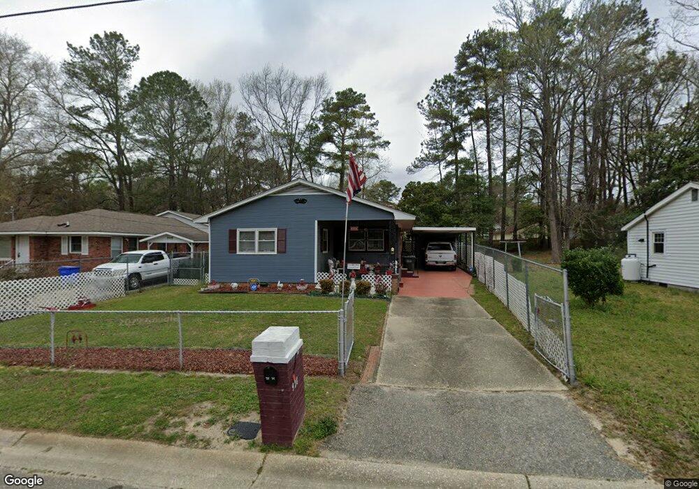 928 Weiss Ave, Fayetteville, NC 28305 - photo 1