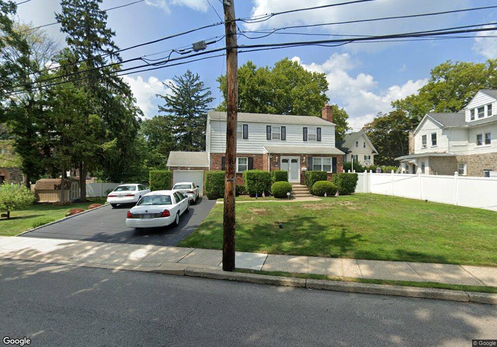 3825 School Ln, Drexel Hill, PA 19026 - photo 1