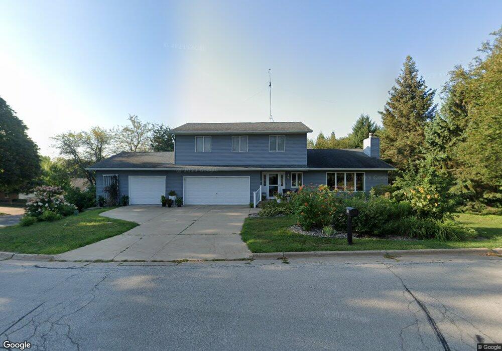 1411 Skyline Dr, Winona, MN 55987 - photo 1