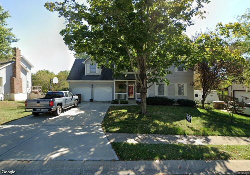 205 Toucan St, Raymore, MO 64083 - photo 1