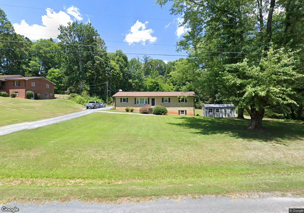 335 Kimberly Dr, Asheboro, NC 27205 - photo 1