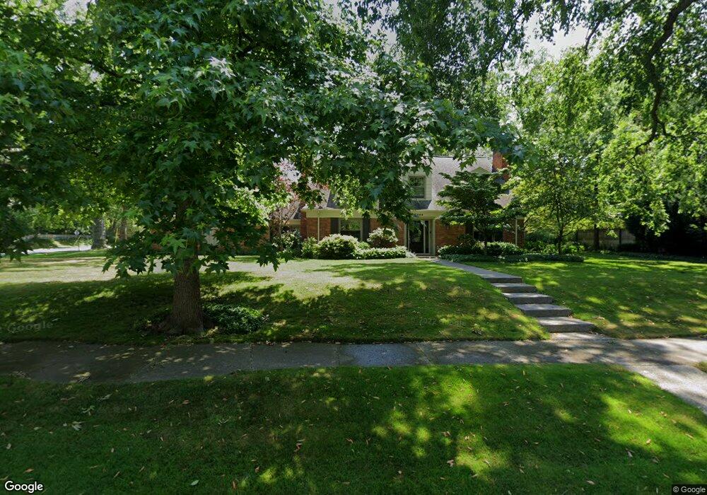 286 Vincennes Place, Grosse Pointe Farms, MI 48236 - photo 1