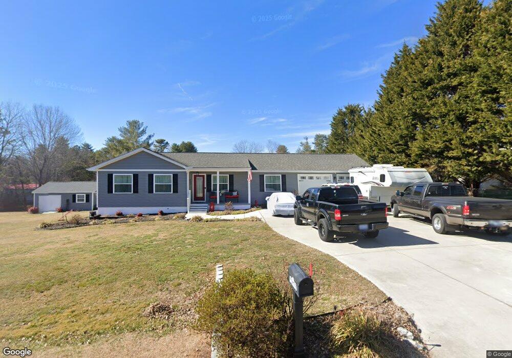 16 Apple Blossom Ln, Hendersonville, NC 28792 - photo 1