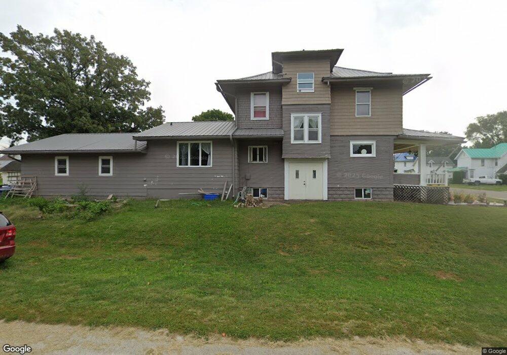 314 W Main St, Wayland, IA 52654 - photo 1