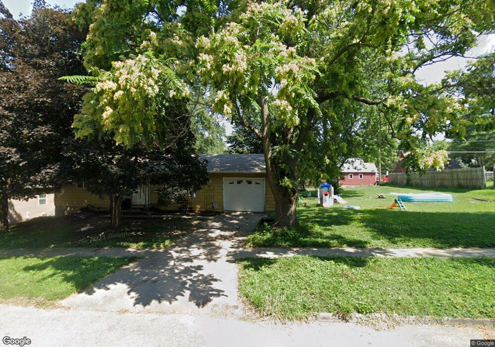 201 W Grant Ave, Shenandoah, IA 51601 - photo 1