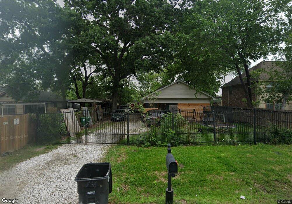 1605 Wellington St, Houston, TX 77093 - photo 1