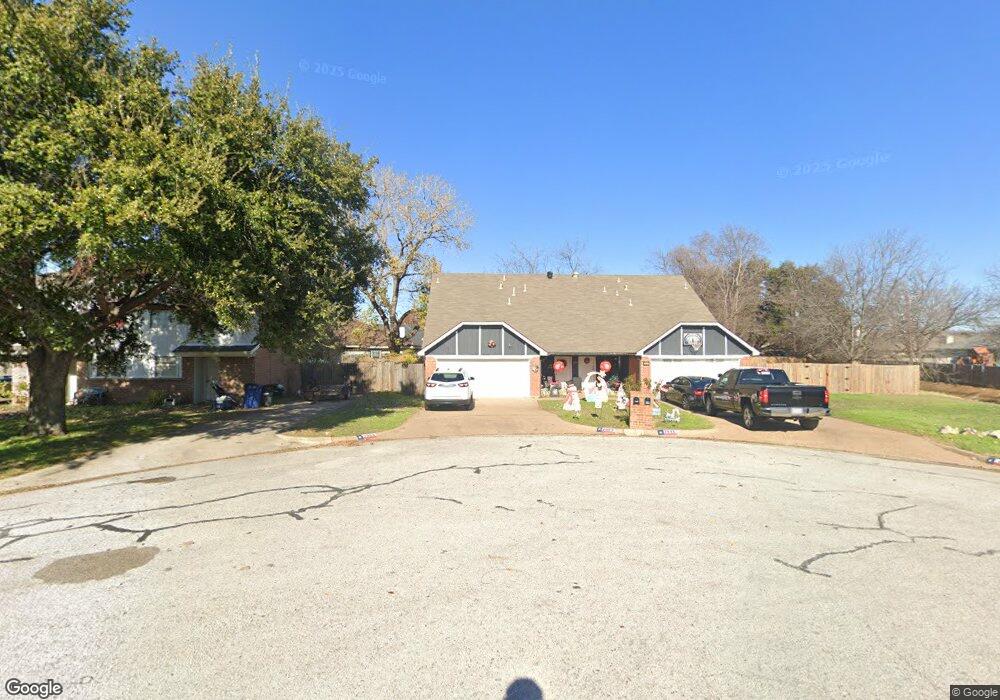 7609 Connie Ct, North Richland Hills, TX 76182 - photo 1