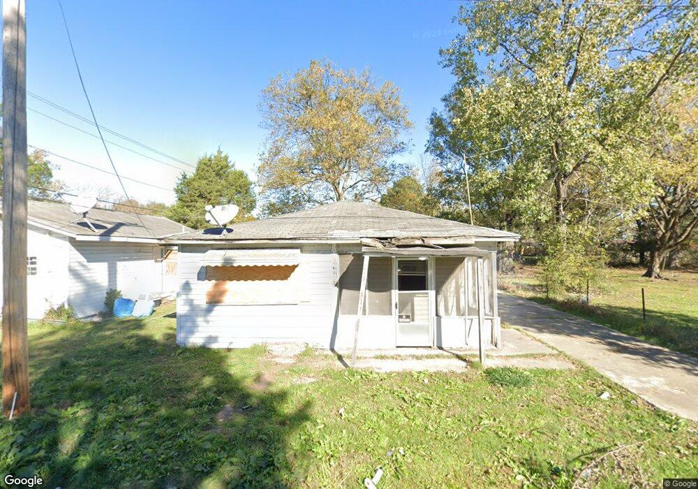 1103 E 1st St, Stuttgart, AR 72160 - photo 1