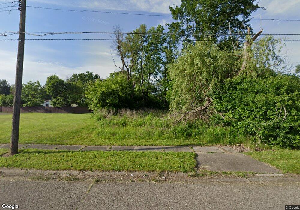 134 E York Ave, Flint, MI 48505 - photo 1