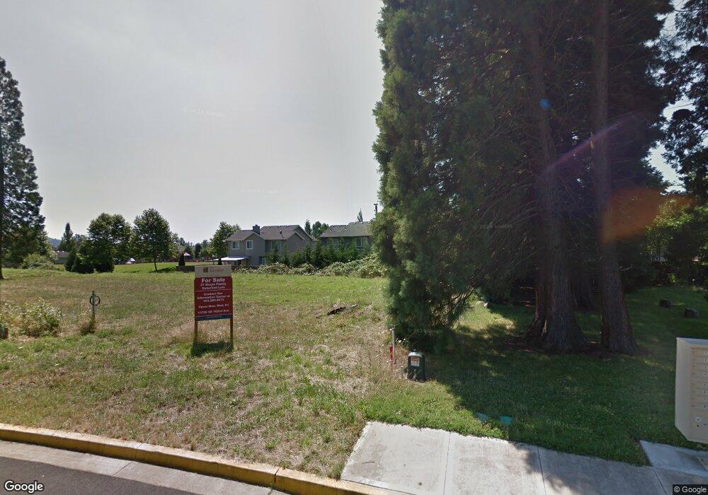 13865 SE Falcon Ave, Clackamas, OR 97015 - photo 1