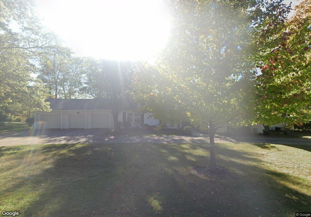 2622 Shoreline Dr, Lima, OH 45805 - photo 1