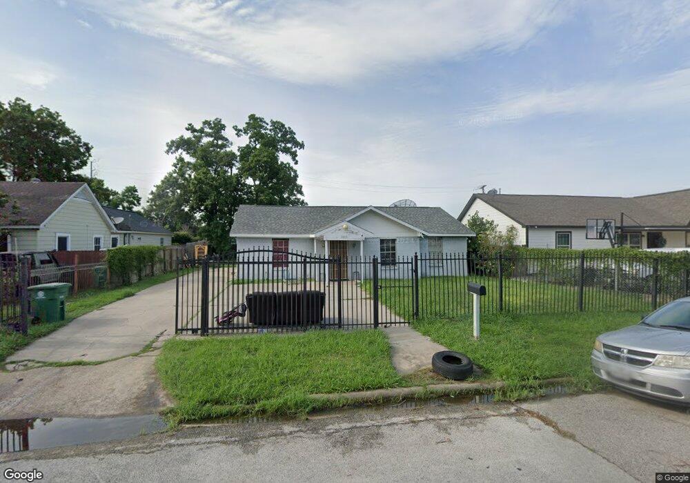 7213 Gammage St, Houston, TX 77087 - photo 1
