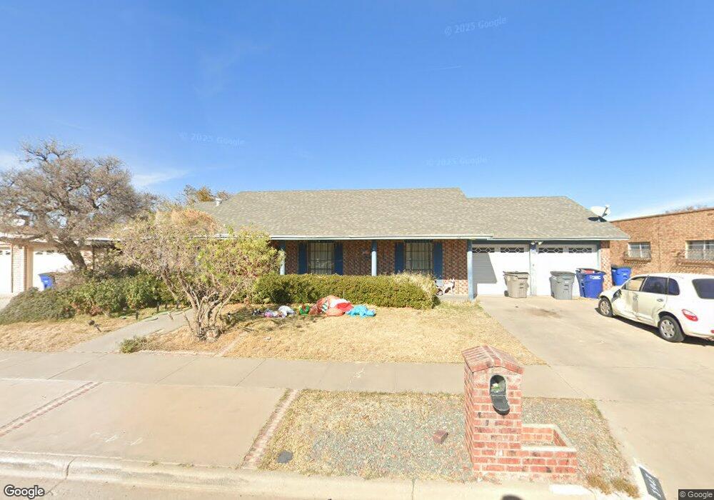 1945 Septiembre Dr, El Paso, TX 79935 - photo 1