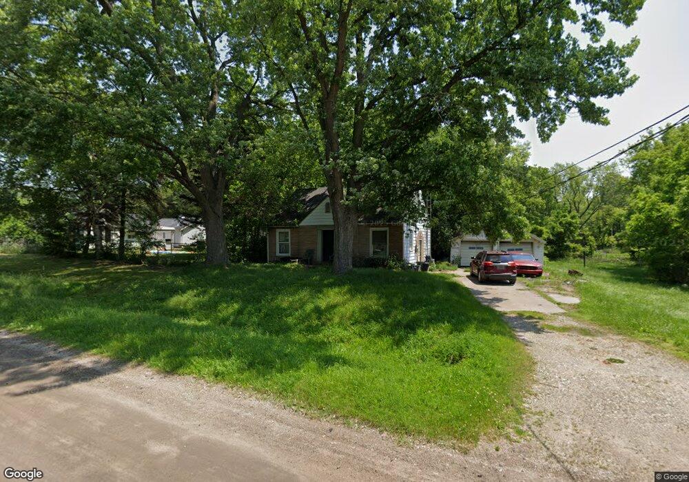 1336 Mitson Blvd, Flint, MI 48504 - photo 1