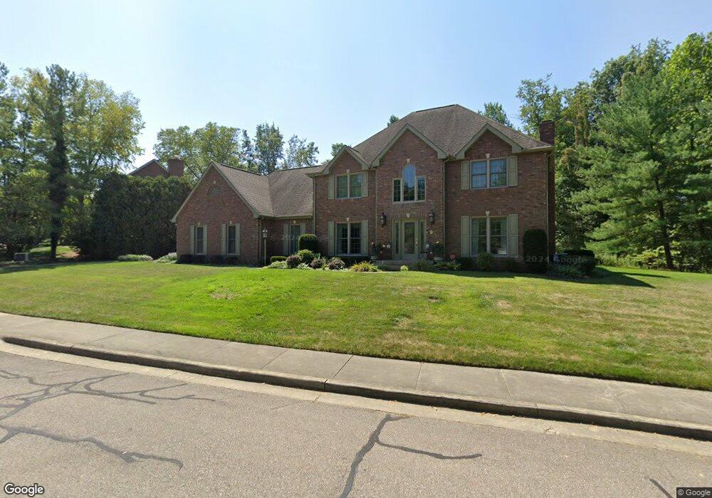 1214 Blackhawk Dr, Columbus, IN 47201 - photo 1