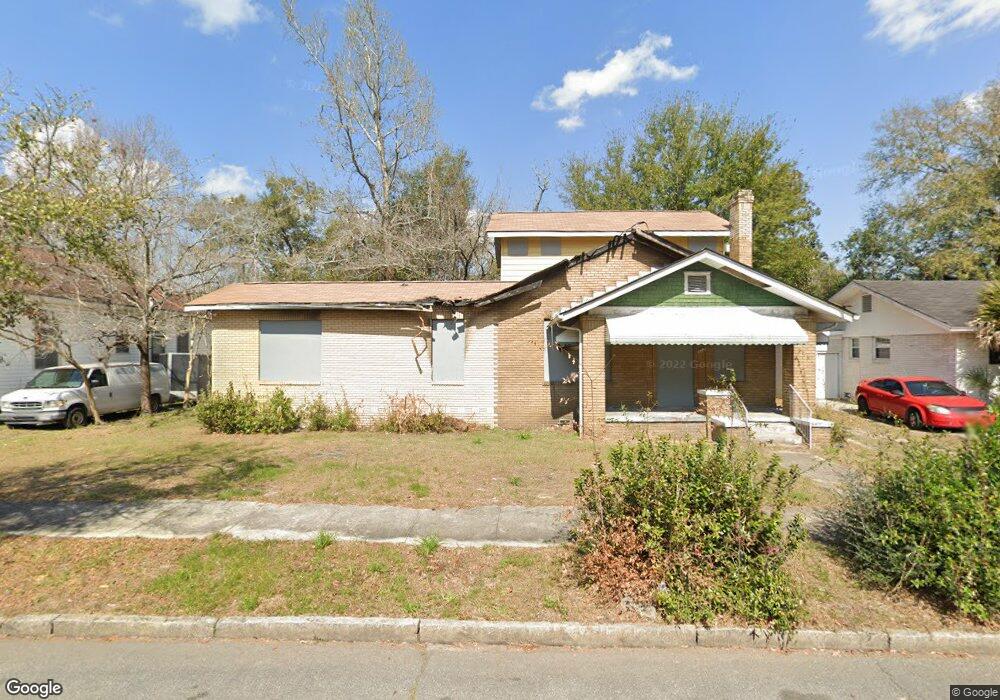 612 W 45th St, Savannah, GA 31405 - photo 1