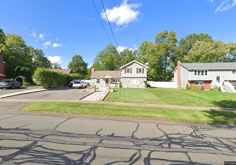 326 Griswold Rd, Wethersfield, CT 06109 - photo 1