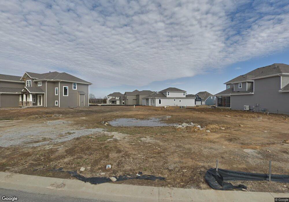 17109 Stearns St, Overland Park, KS 66221 - photo 1