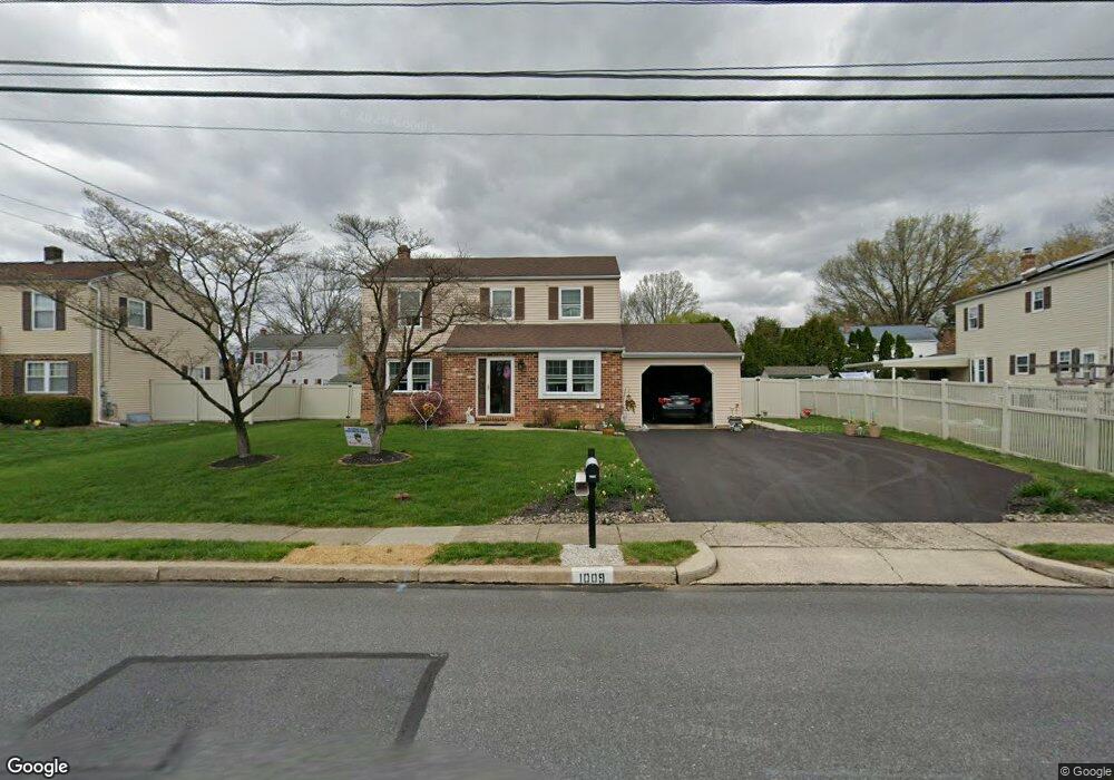 1009 Whitner Rd, Reading, PA 19605 - photo 1