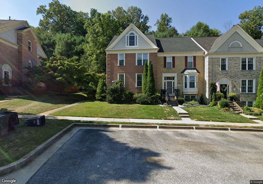 11926 Thurloe Dr, Lutherville Timonium, MD 21093 - photo 1