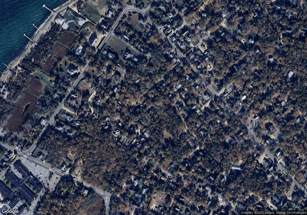 14 Nahomon St, Vineyard Haven, MA 02568 - photo 1