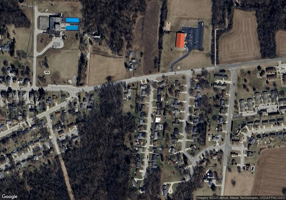 221 Hillcrest Ct, Sidney, OH 45365 - photo 1