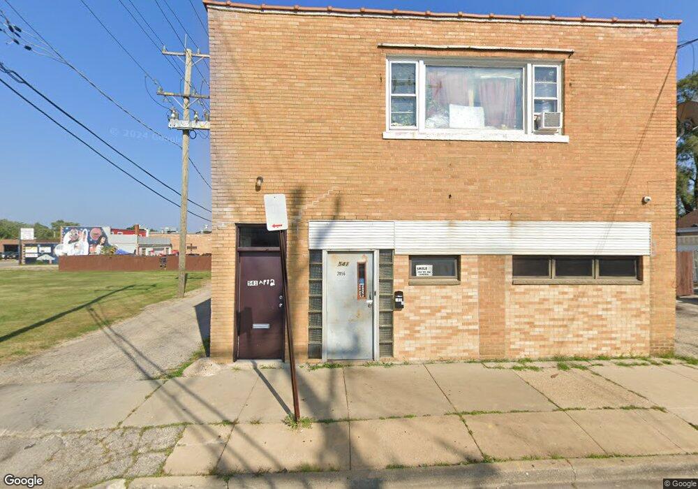 541 1/2 S Elmwood Ave, Waukegan, IL 60085 - photo 1