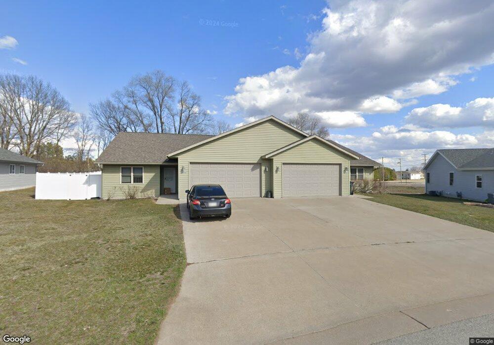 12140 Weaver Ct, Trempealeau, WI 54661 - photo 1