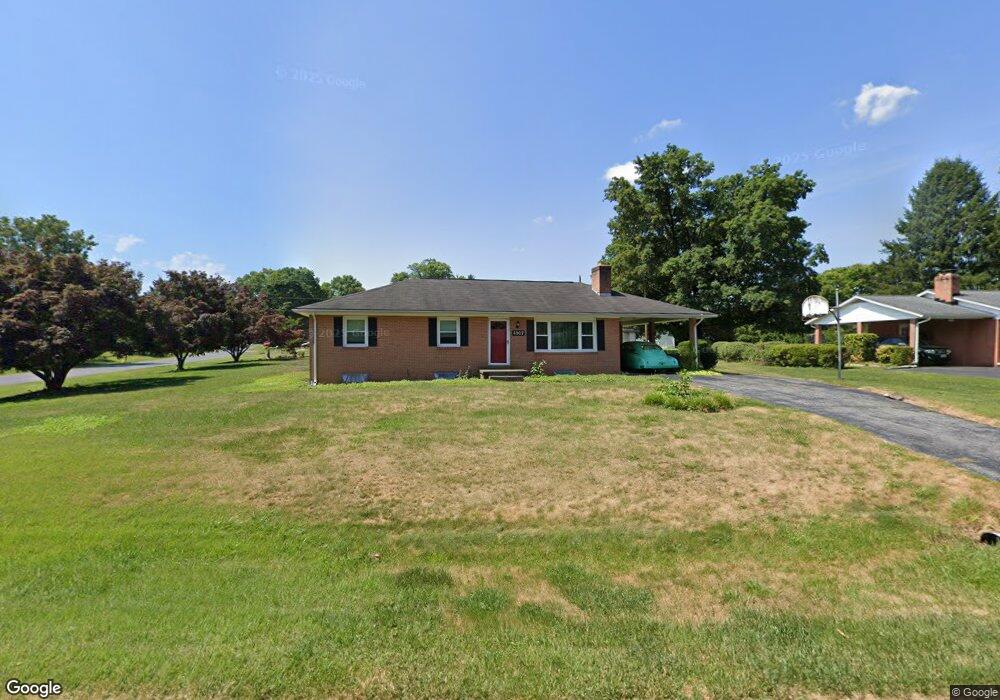 6907 Vista Dr, Frederick, MD 21702 - photo 1