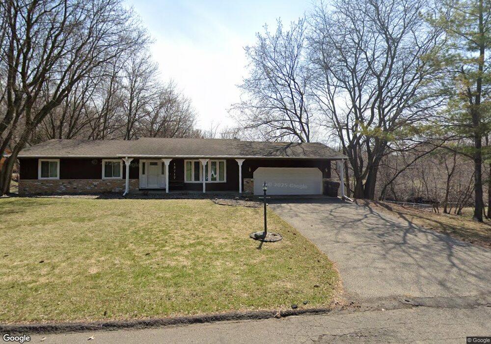 15717 Woodgate Rd N, Minnetonka, MN 55345 - photo 1