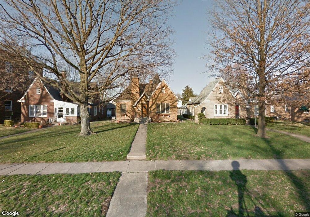 3 Latham Place, Lincoln, IL 62656 - photo 1