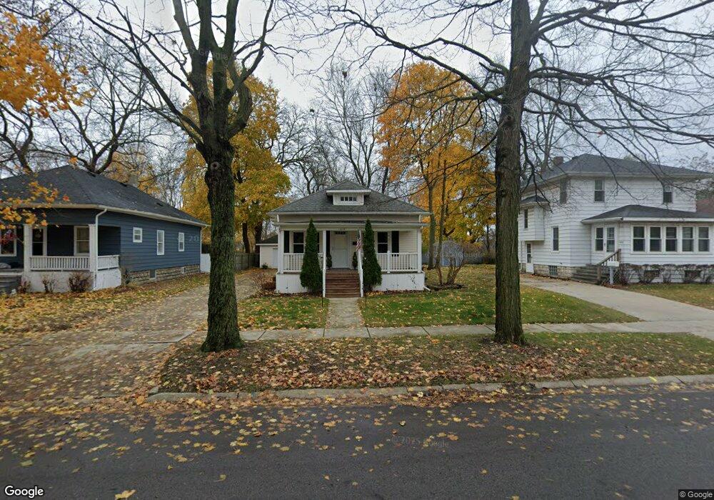 1018 Cedar St, Port Huron, MI 48060 - photo 1