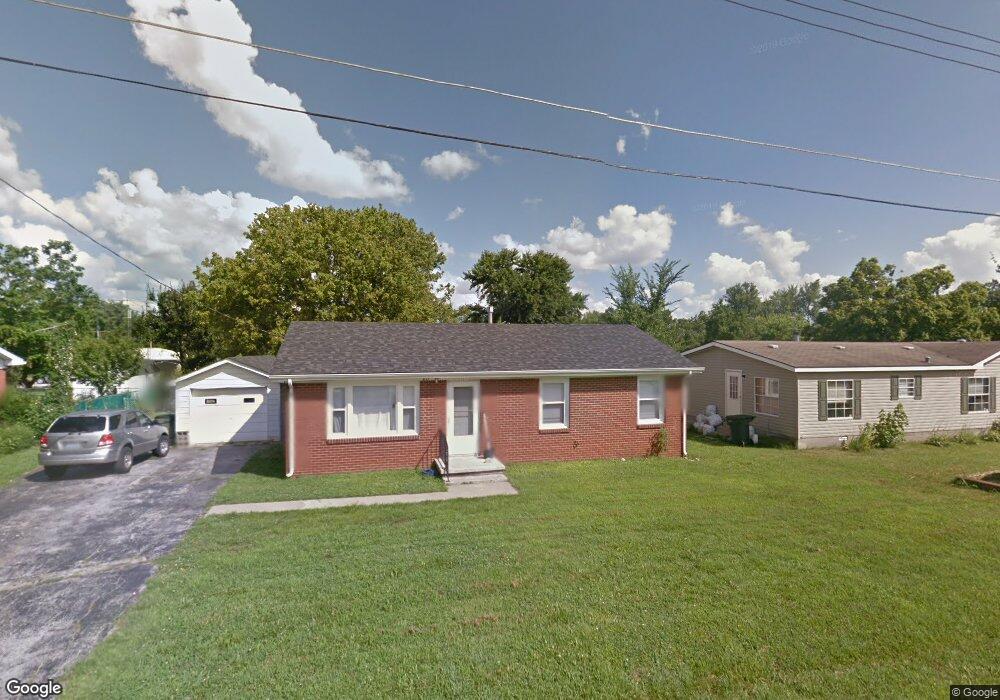 617 Vass Ln, Hopkinsville, KY 42240 - photo 1