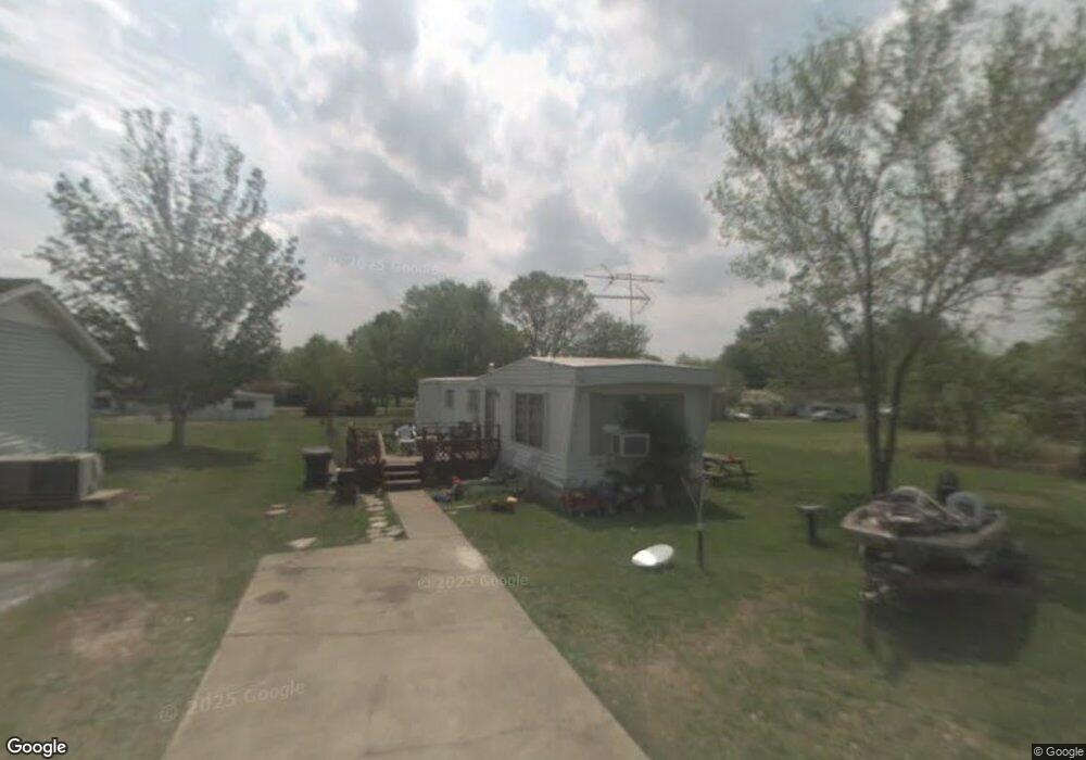 611 Vass Ln, Hopkinsville, KY 42240 - photo 1