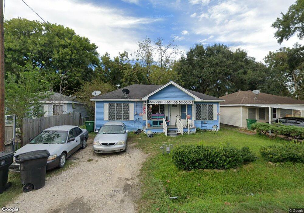 203 Luther St, Houston, TX 77076 - photo 1