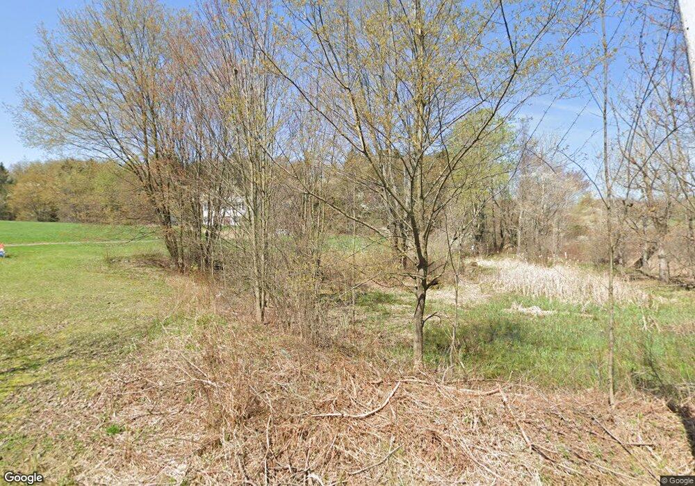 179 Sandy Banks Rd, Greenfield Township, PA 18407 - photo 1