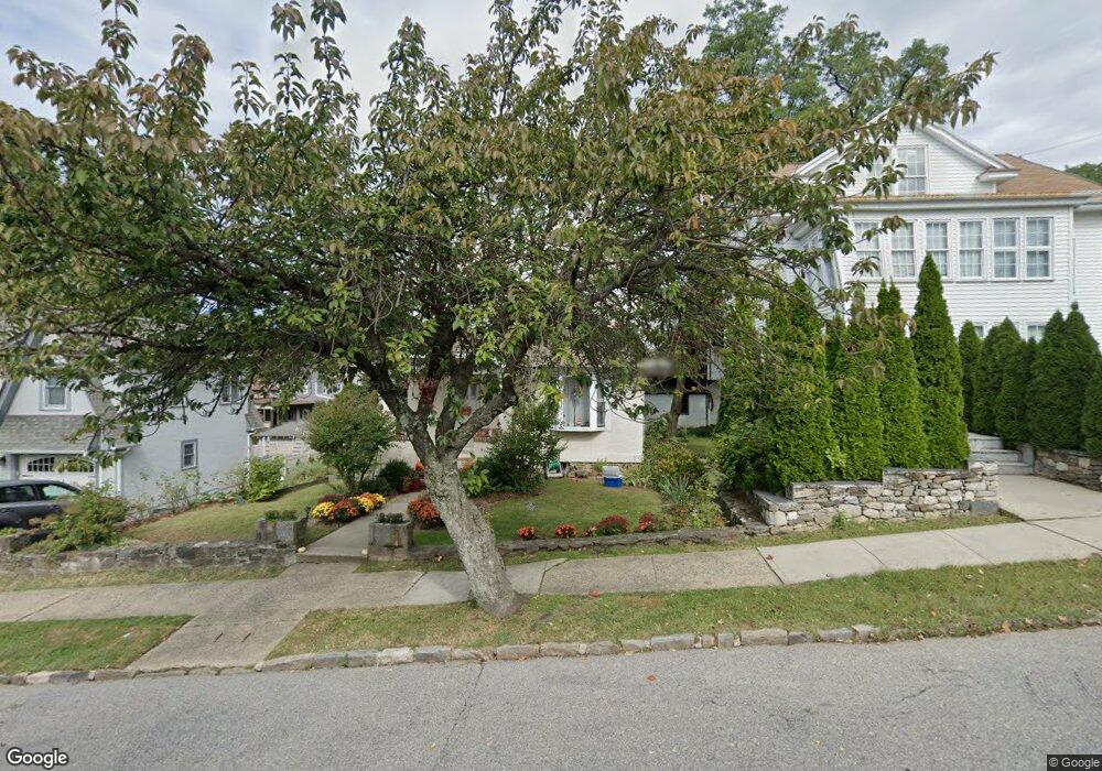 77 Lincoln Ave, Yonkers, NY 10707 - photo 1