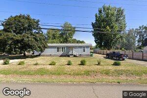 109 E Main St, Gaston, OR 97119