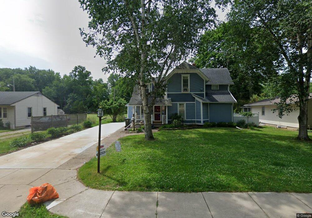 142 Van Buren St, Chelsea, MI 48118 - photo 1