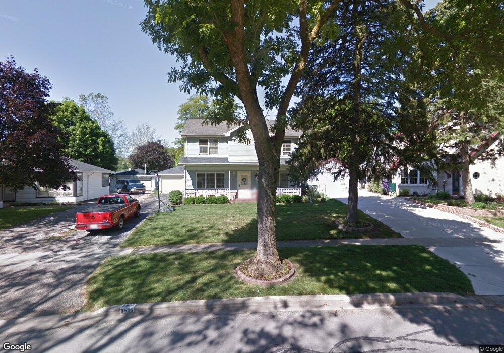 3505 Jay Ln, Rolling Meadows, IL 60008 - photo 1