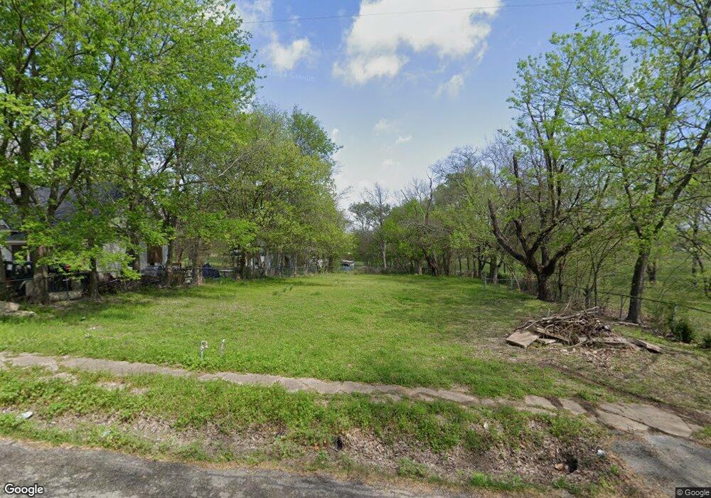 514 S 5th St, Bonham, TX 75418 - photo 1