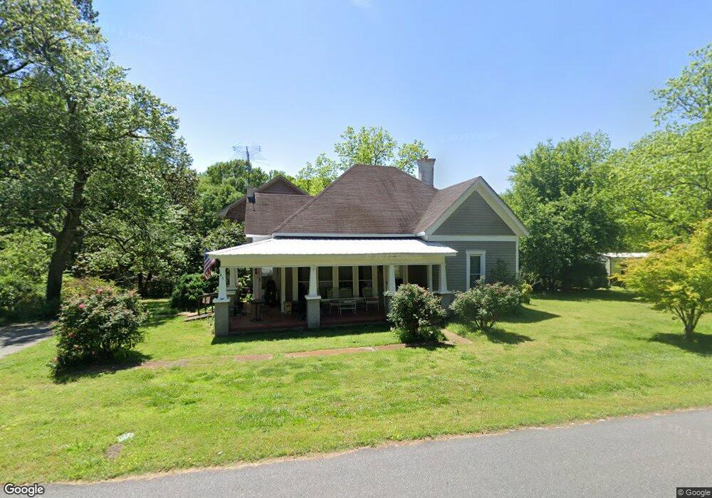 45 W Hendricks St, Bowman, GA 30624 - photo 1