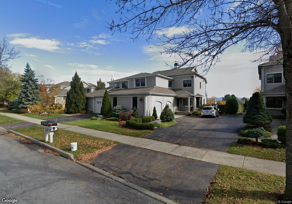 598 Golf Course Rd, South Burlington, VT 05403 - photo 1