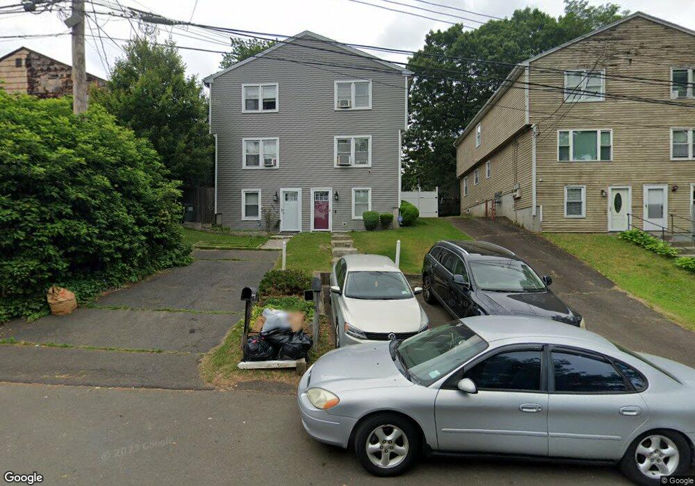 166 Robert St, Bridgeport, CT 06606 - photo 1