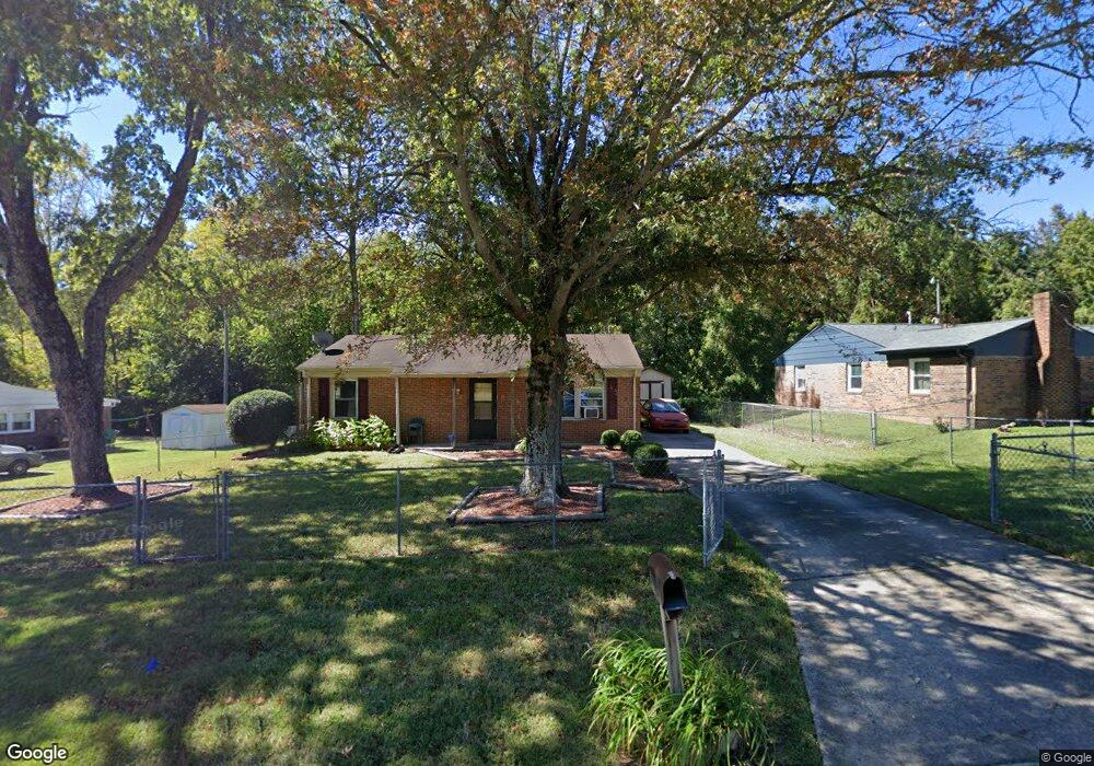 910 Kroll Ln, High Point, NC 27260 - photo 1