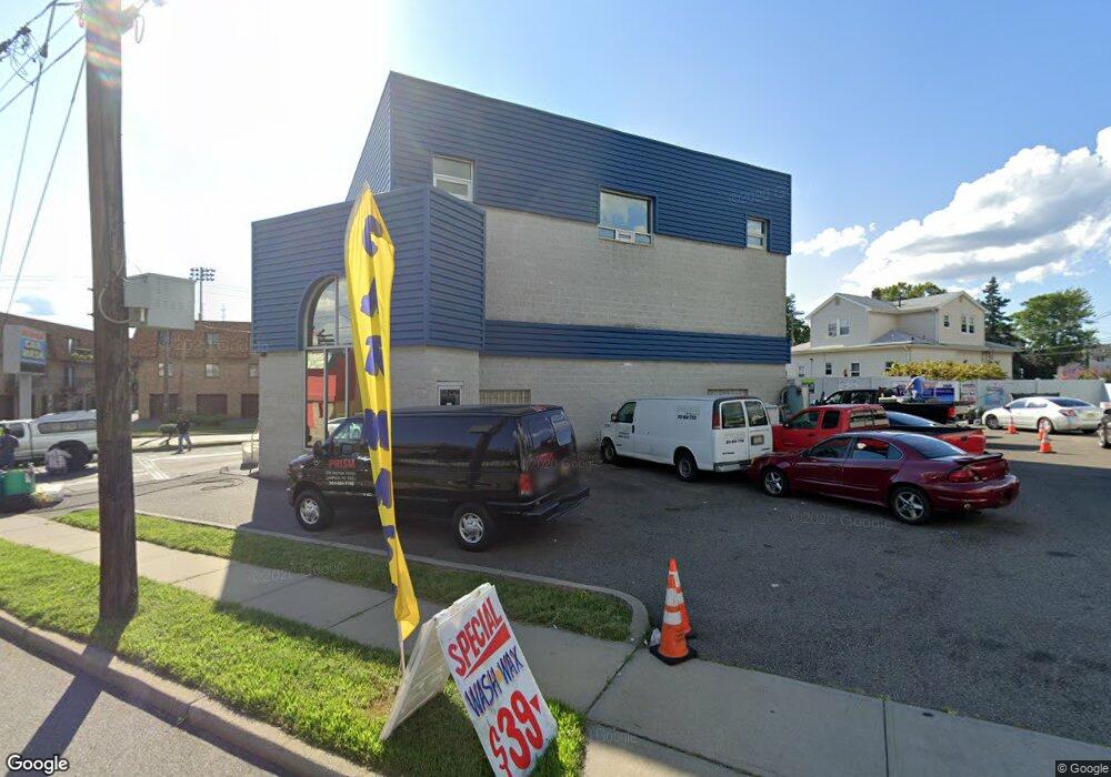 820 Riverside Ave, Lyndhurst, NJ 07071 - photo 1