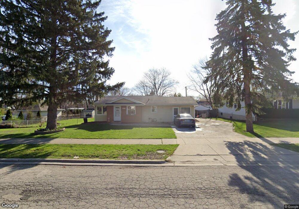 421 Baldwin Ave, Waukegan, IL 60085 - photo 1
